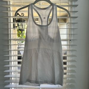 Lululemon Swiftly tank